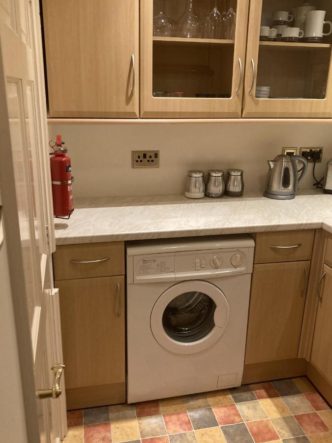Exclusive 2 Bedroom Apartment With Summer House And Hot Tub Daventry Exterior photo