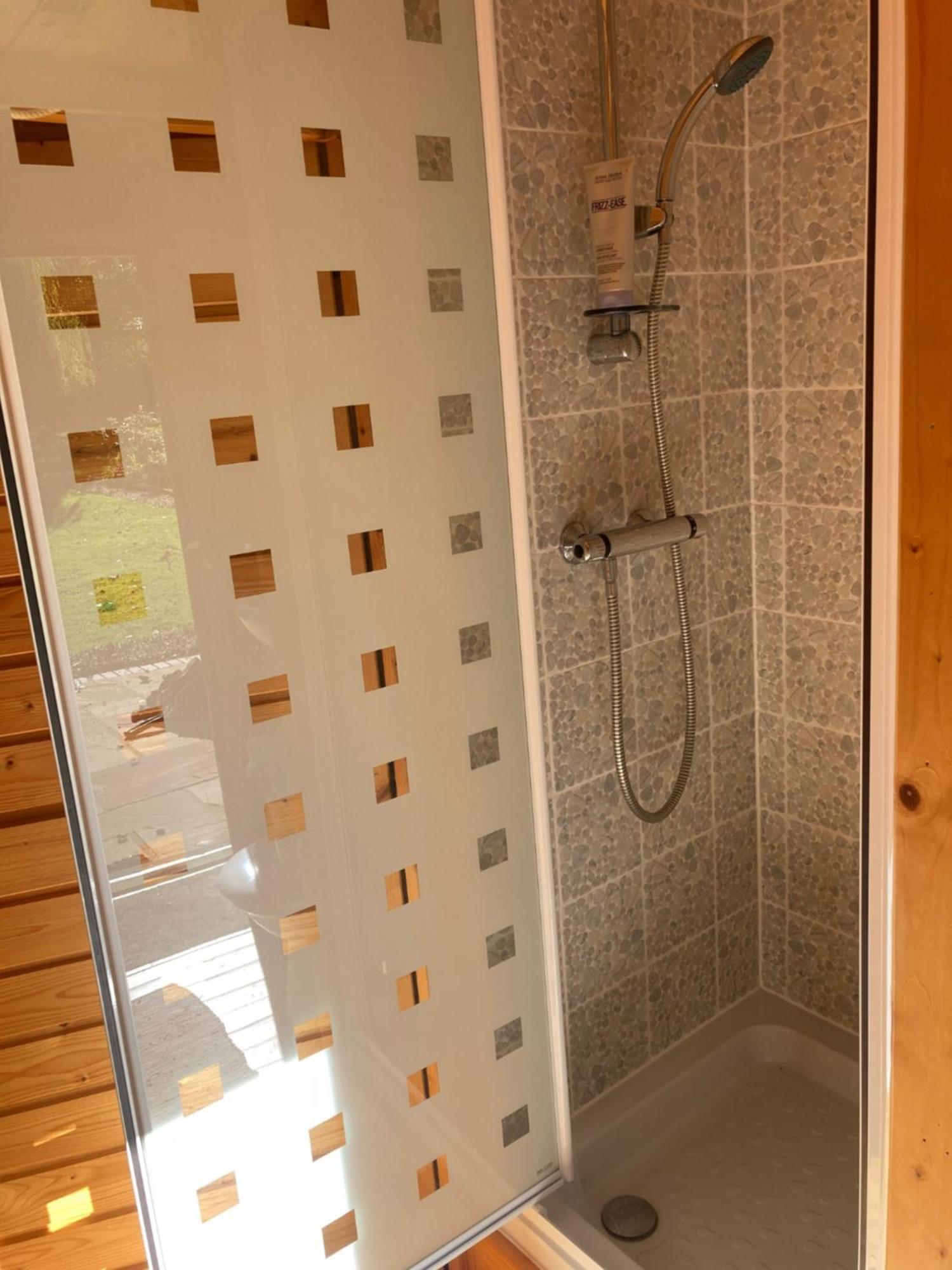 Exclusive 2 Bedroom Apartment With Summer House And Hot Tub Daventry Exterior photo